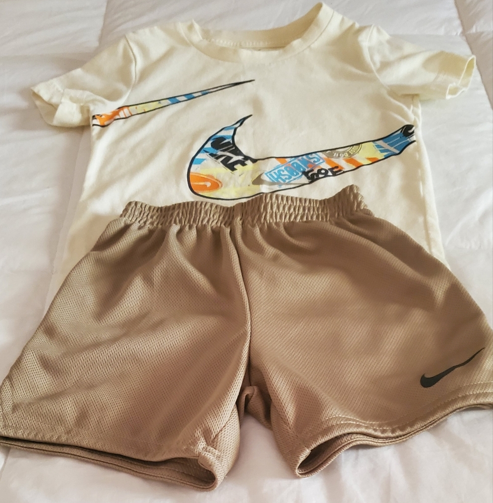 Nike Short Set